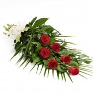 Красные розы на похороны